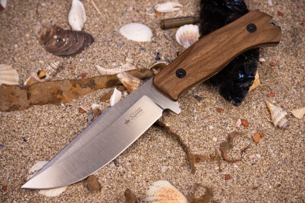 Нож Kizlyar Supreme ATLANTIS AUS-10Co (StoneWash, Walnut Handle, Leather Sheath)