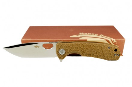 Нож складной Honey Badger Tanto D2 L (HB1401) с песочной рукоятью