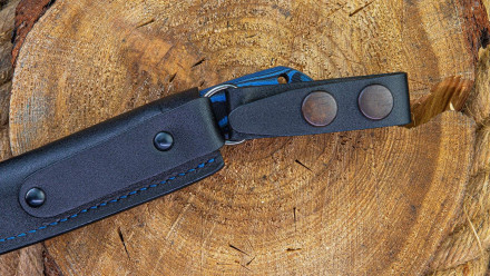 Нож Kizlyar Supreme COMPANERO VG-10 SW G10-BBLH LS (Stone Wash, G10 Black-Blue Handle, Leather Sheath)