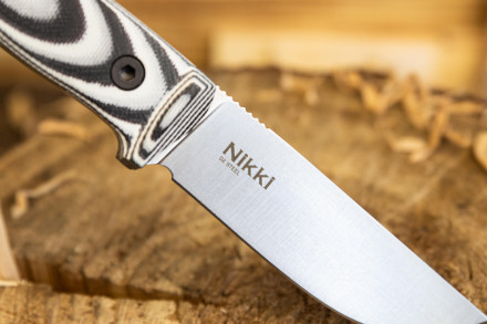 Нож Kizlyar Supreme NIKKI D2 SW G10-BH LS (StoneWash, G10 Black Handle, Leather Sheath)